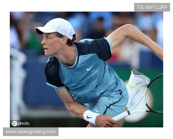 辛纳直落两盘完胜小兹韦列夫挺进网球赛事下一轮表现出色