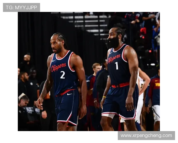 快船国王对决首发阵容揭晓哈登小卡祖巴茨携手出战